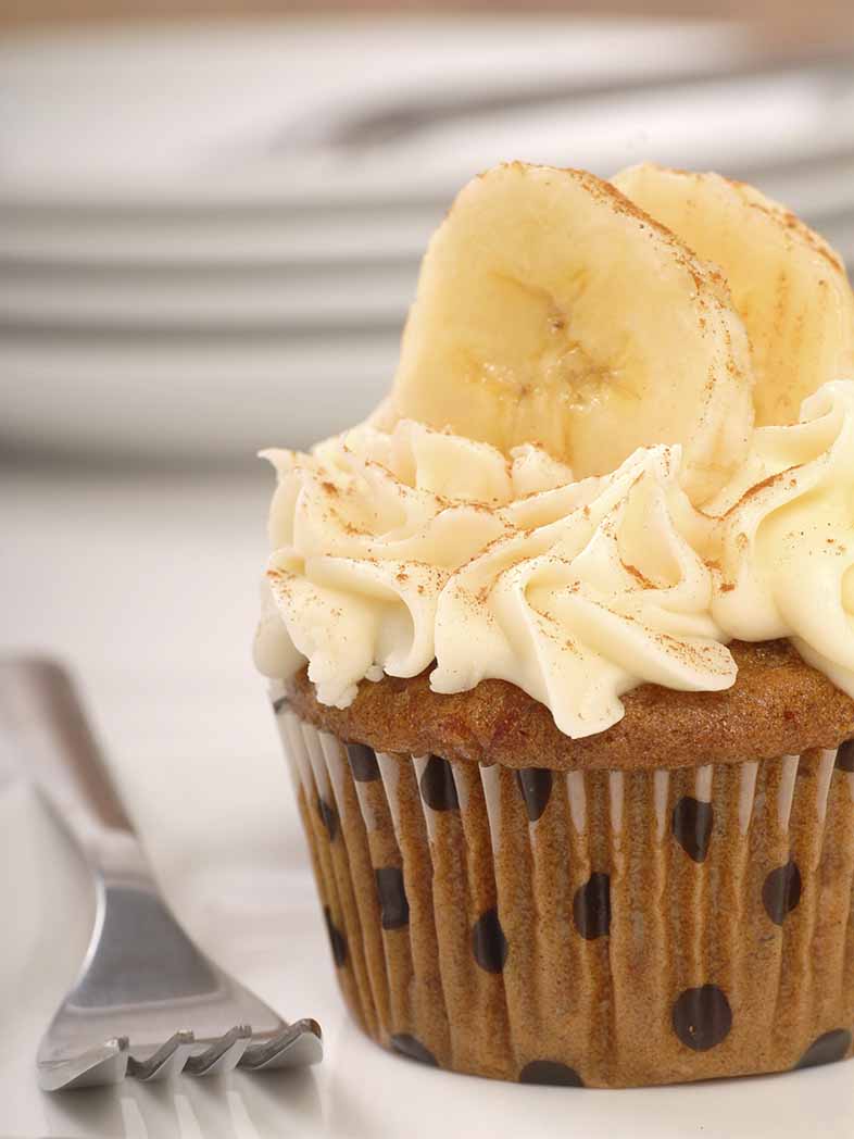 Moist Banana Cup Cakes With Lemon Frosting Recipe 786x1048