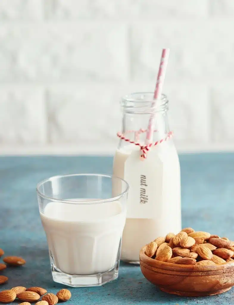 Almond Milk (786 X 1024 Px)